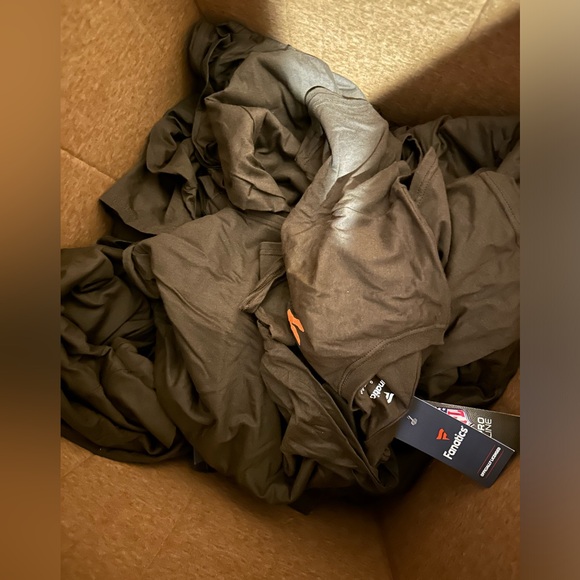 Cleveland Browns Fanatics Branded Vintage Arch T-Shirt - Brown - Picture 7 of 7